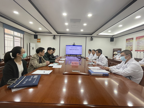 （20221125區(qū)中醫(yī)醫(yī)院）胸痛救治單元接受市級(jí)專(zhuān)家評(píng)審驗(yàn)收1.JPG